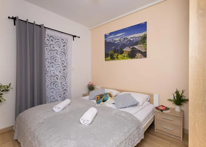 Beskid 4 Z Widokiem Na Gory, Sauna, Jacuzzi דירה